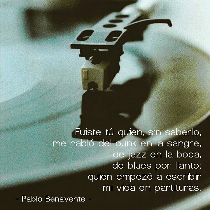 elamoreschulo's tweet image. Quien empezó a escribir mi vida en partituras...
Poesía de la buena con @Trokimoki 
#CircoDeQuimeras #IzarLaNegra