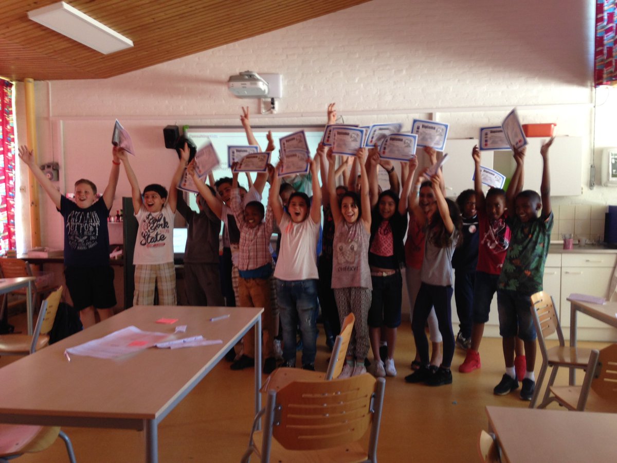 b_swijgman's tweet image. Onze probleemoplossers in spé! Consultingkids heeft groep 7 van @obsDeGouw de trucjes geleerd van het vak!