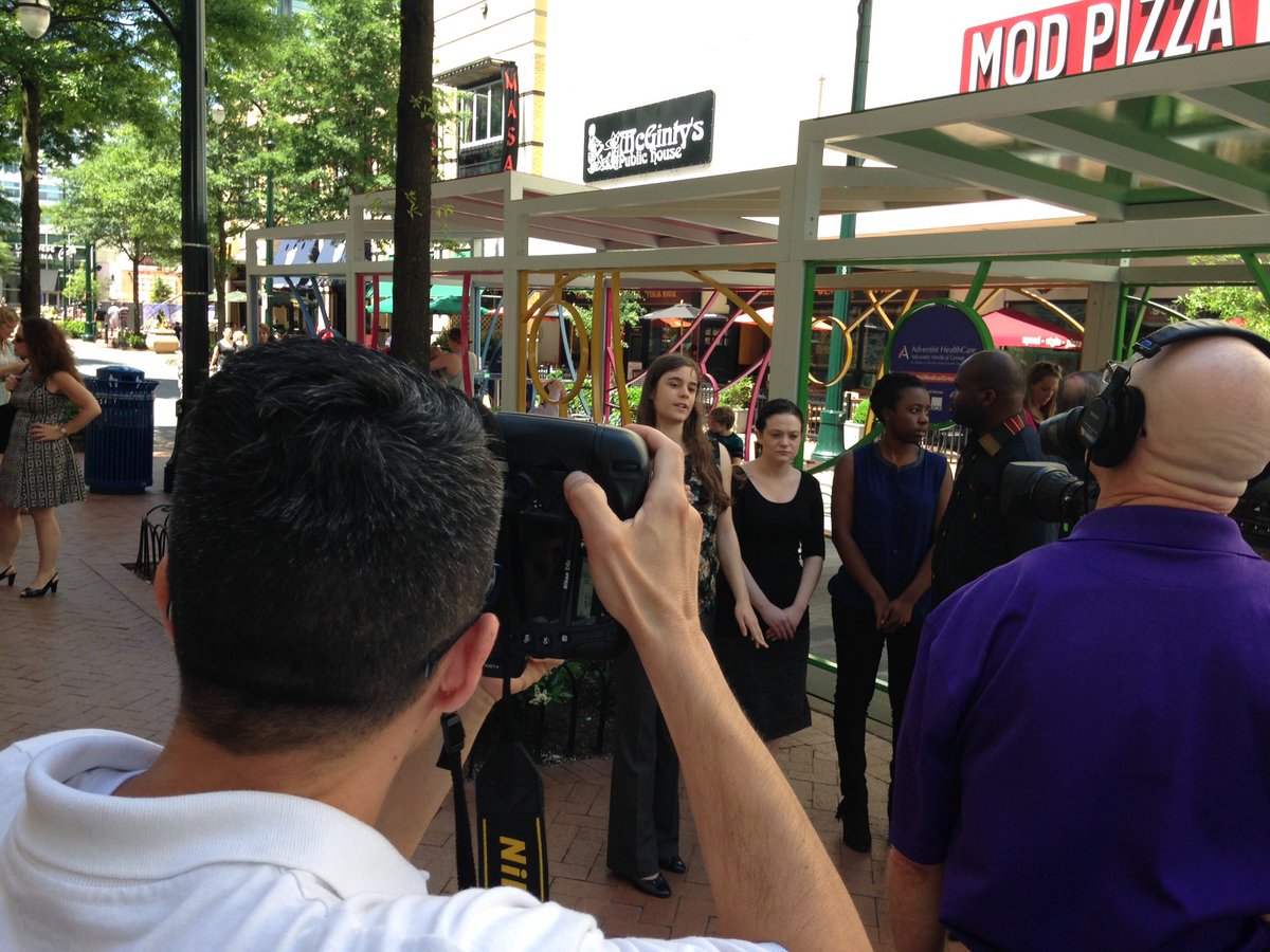 MC_MarcusPR's tweet photo. We've got @MC_RaptorVoice and @MC_PhotoPete covering the @DTSSOutbox, interviewing @montgomerycoll students. https://t.co/URs03LYP5A