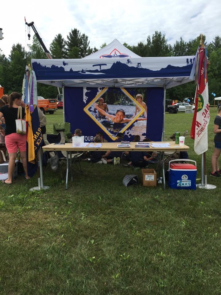 ADKboyscouts's tweet photo. We were present at Plattsburgh's DozerFest this past weekend teaching some basic Scout skills! #BuildAnAdventure https://t.co/iWuhyGq8Y8