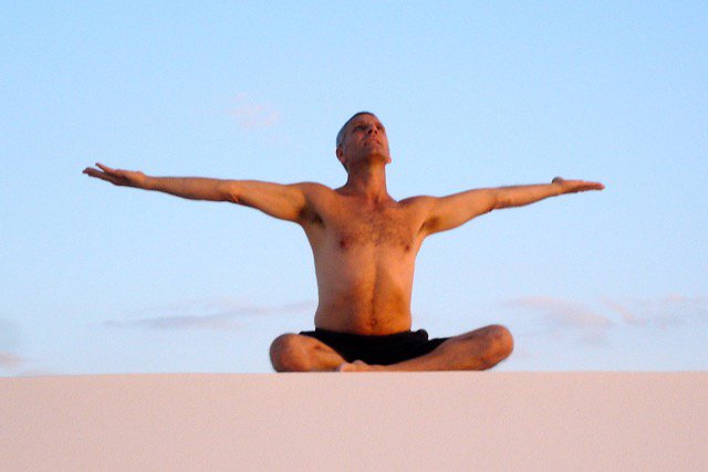 Be Well is pleased to welcome international yoga teacher Daniel Orlansky = ) #YogaWorkshop conta.cc/1tcaG1H