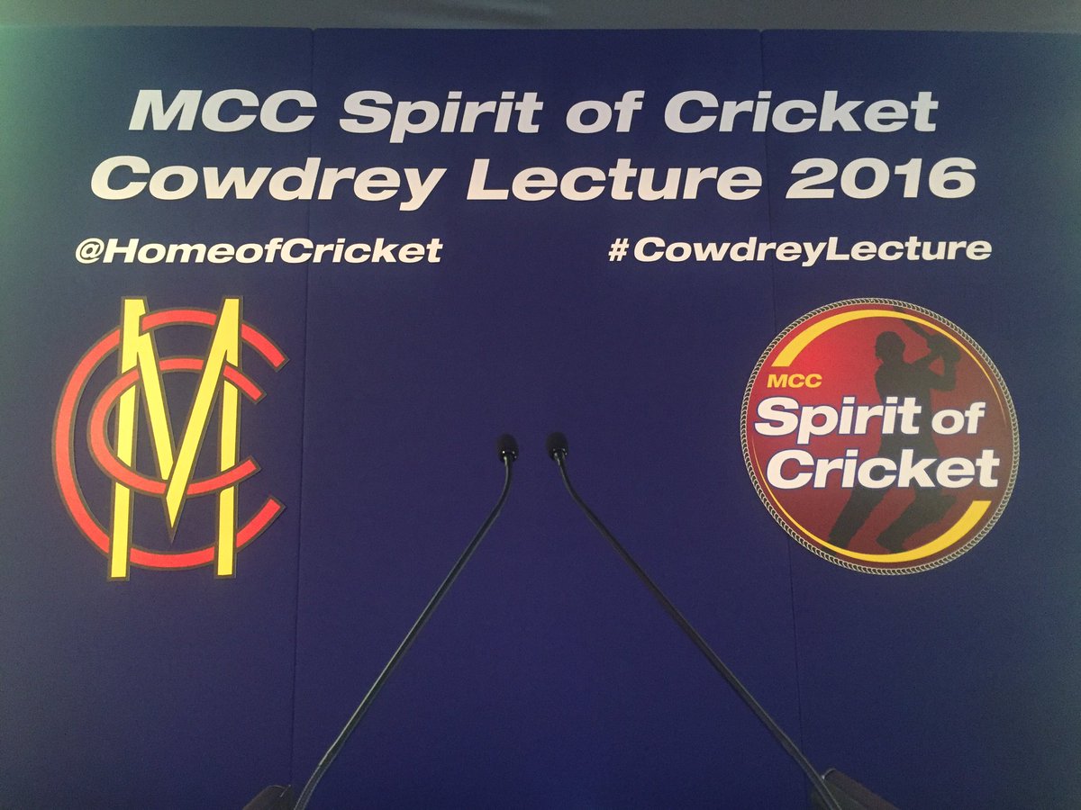.@HomeOfCricket for the #CowdreyLecture from Brendon McCullum, he's even got MCC in his name! 🏏🏏🏏