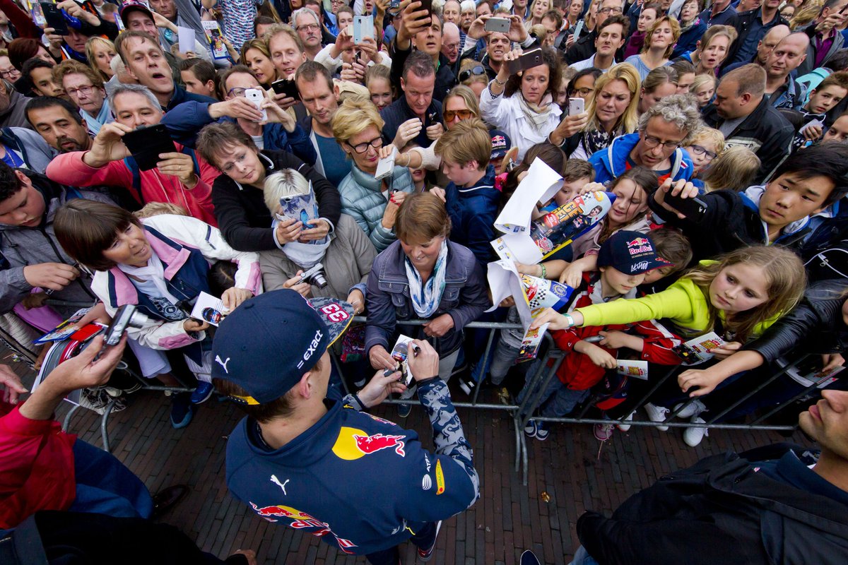 F1's tweet photo. #F1's youngest star heads home for the weekend 🇳🇱

100,000 turn out to watch him do a demo 👋

(📸: Chris Schotanus) https://t.co/7cvn92CTVG