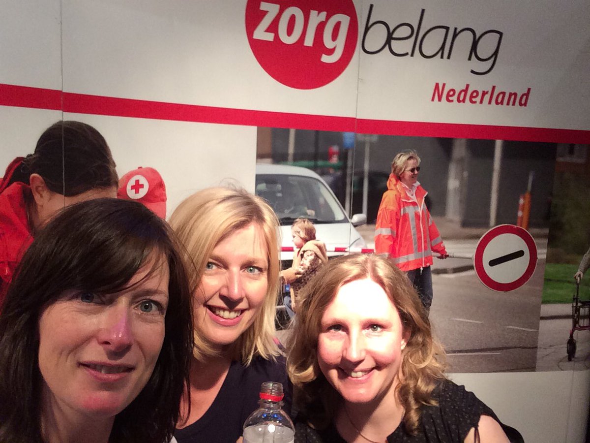 Stand opbouwen voor #vngcongres <a href="/Zorgbelang/">Zorgbelang Nederland</a>