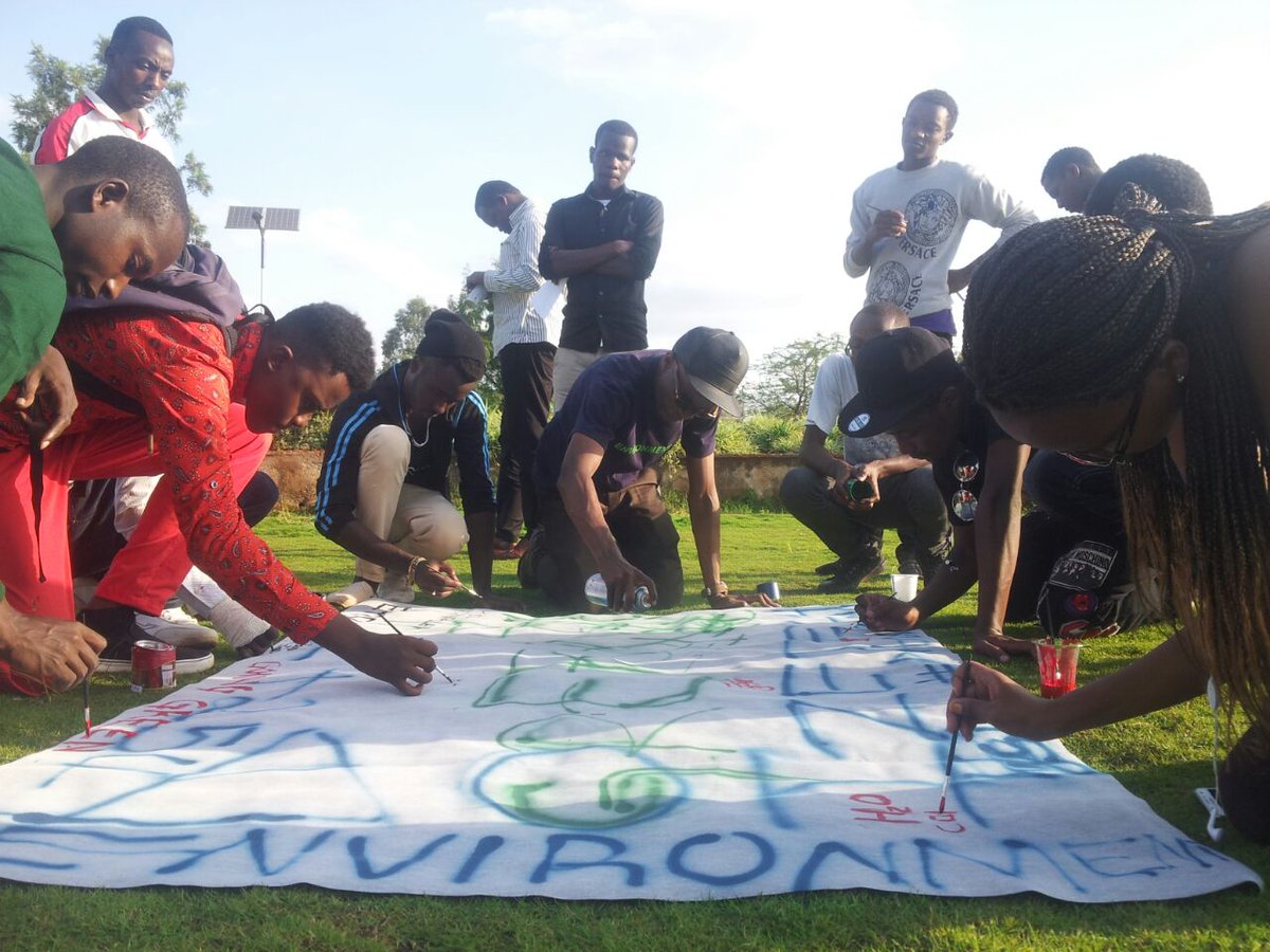 AntonyNgureG's tweet photo. Art plays an important role #ArtandEnviro254Expo @DrWess1 @_mwangimaina @ashywangari @ZetechUni @prudencelihabi1 https://t.co/AzAHtYThOs