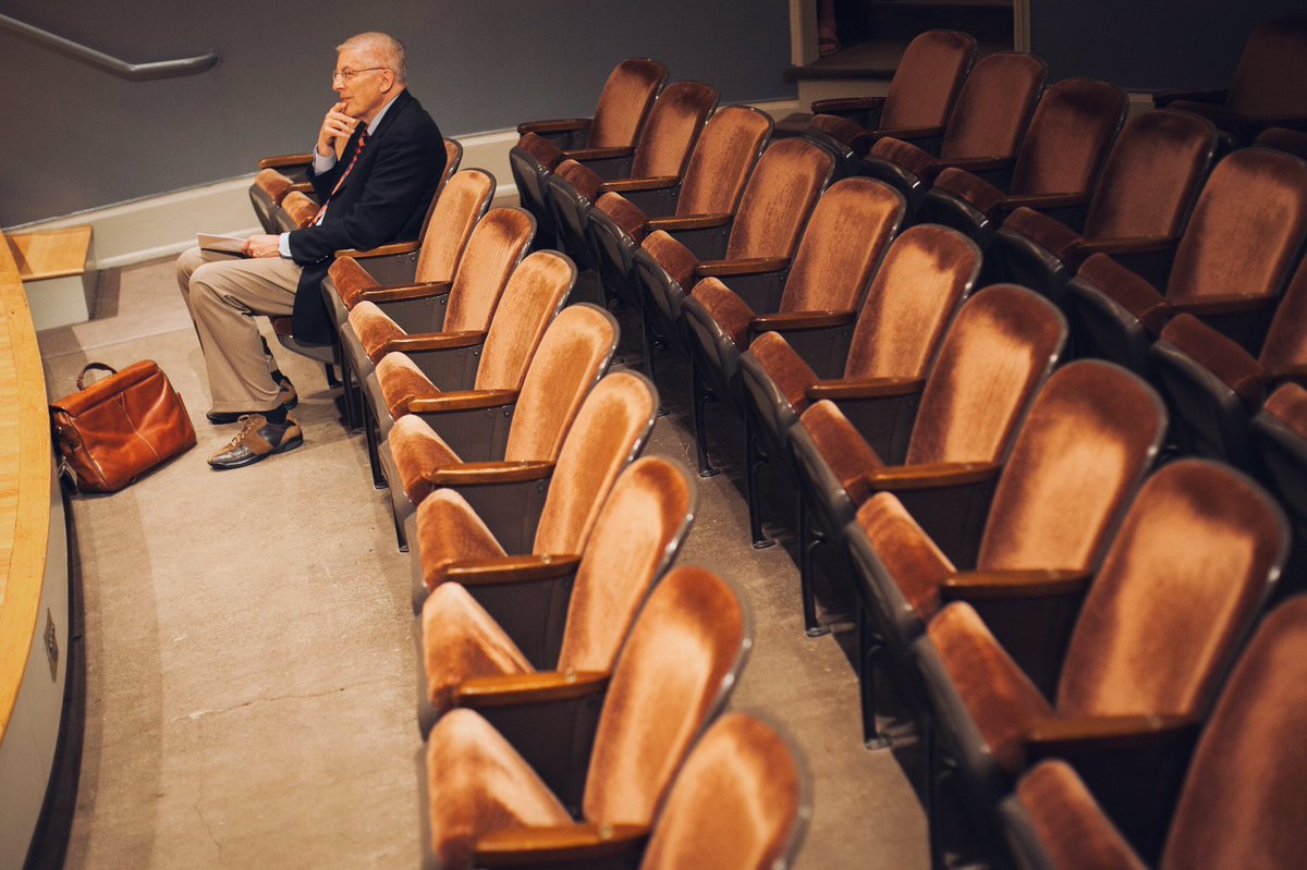 a rare role reversal for legendary <a href="/UVA/">UVA</a> Economics Professor, Mr. Ken Elzinga <a href="/uvareunions/">UVA Reunions</a>