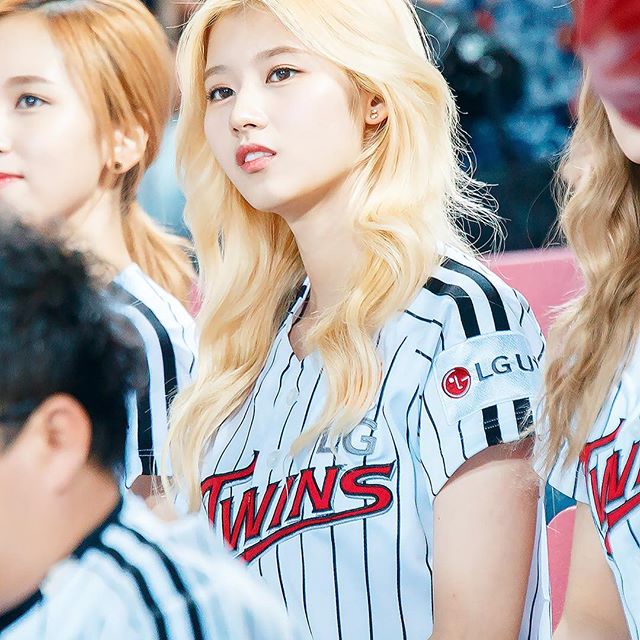 TWICE Argentina tweet media