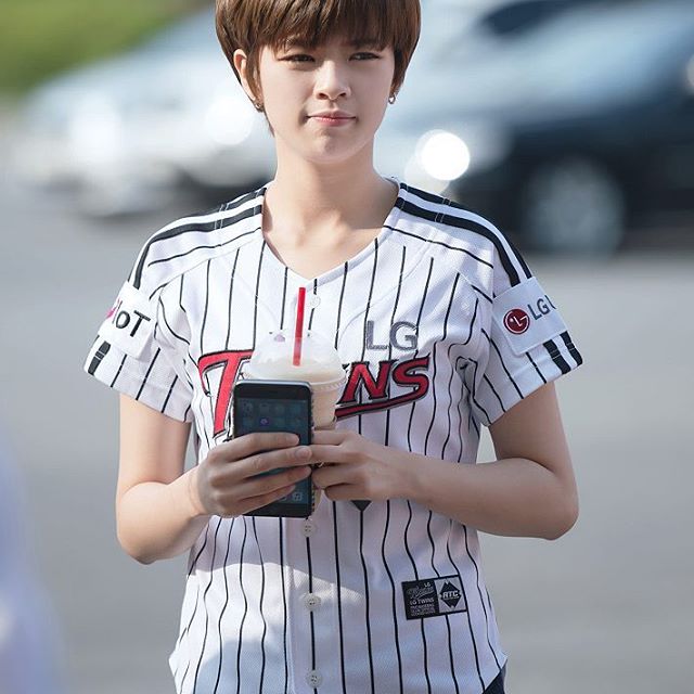 TWICE Argentina tweet media