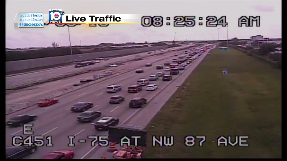 Crash on I-75 SB & Hialeah Gardens Dr #TRAFFIC #MIAMI https://t.co/U4R0k49mRo