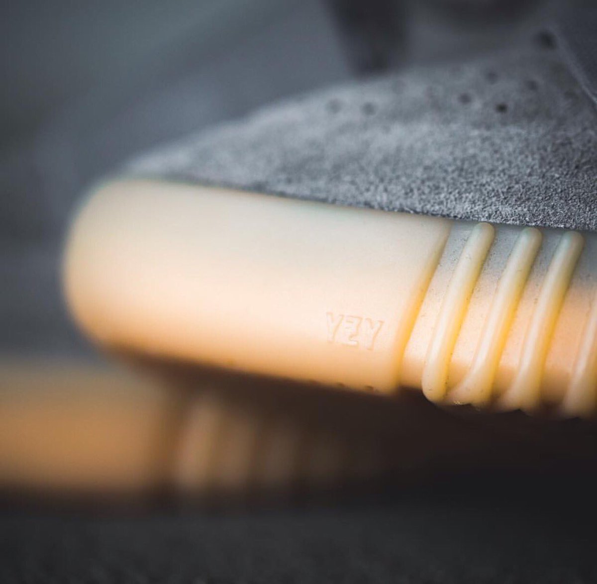 SneakerFreedom's tweet photo. 🔥🔥🔥11th of June Release - be ahead of the game and be ready to cop your pair - https://t.co/EZpV9elyPI 
🔥🔥🔥 #Yeezy https://t.co/EBzJ7MDxC4