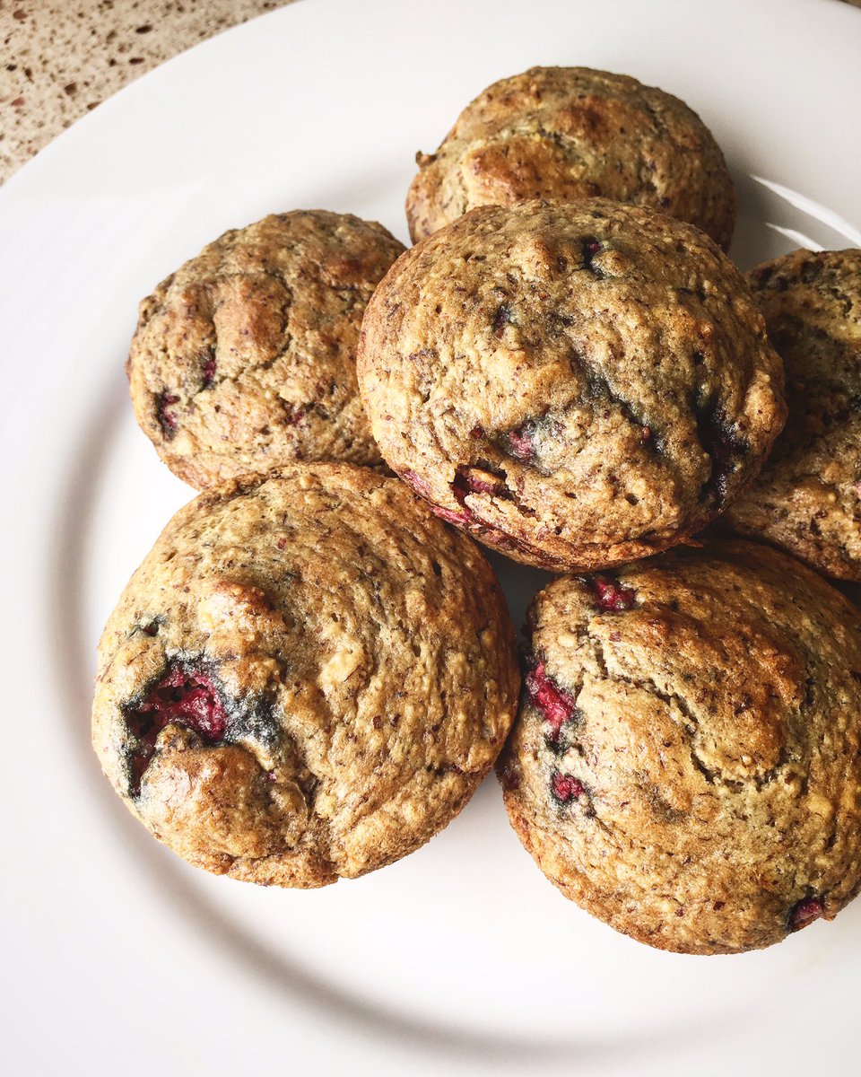 NourishThriveCo's tweet photo. Monday!
#almond #raspberry #lemon #darkambermaple #formerlyknownas #gradeB #nourishandthrive https://t.co/urn1HWEJHK https://t.co/6tlU8Q7eiP