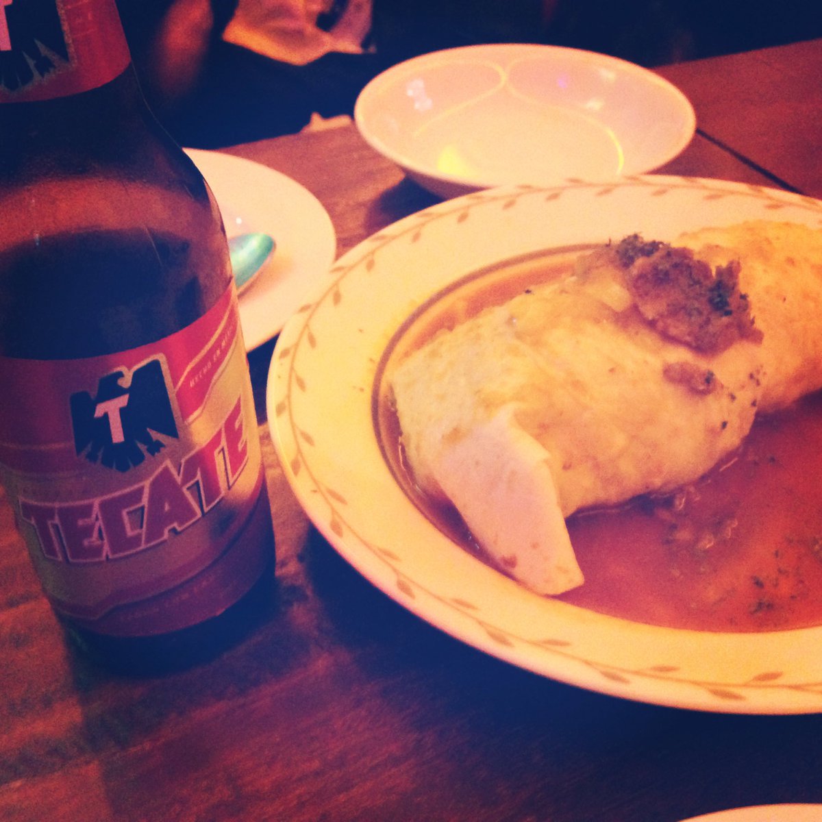 _INA_777's tweet photo. 完璧です…(´Д` ) #オラレ RT @jaken616: また後輩とメキシコ料理行きたい 😋 テカテで流しこむエンチェラーダ 😋 #ATHUG #FREEZCITY https://t.co/Up6xmj3wGZ