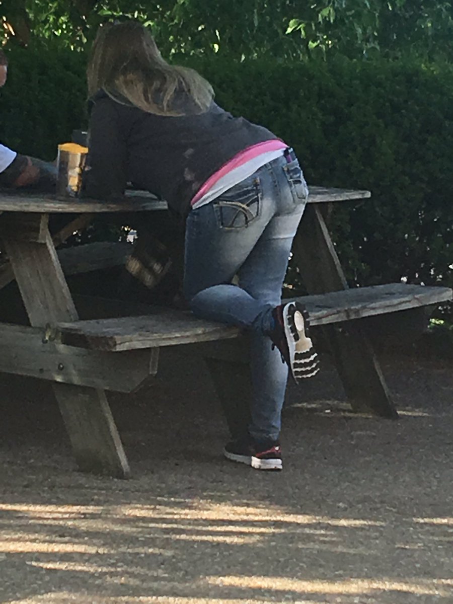 JciShaw's tweet photo. I wanna squeeze that yummy ass https://t.co/WHojZa0NLk