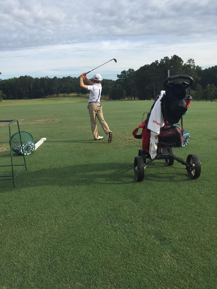 FreddyIce1's tweet photo. Almost go time! Got Big @johnbgurley1 on the bag. @GSGA @AthensCC @Garbinc #juniorgolf #garbgolf https://t.co/ogS1v83DH4