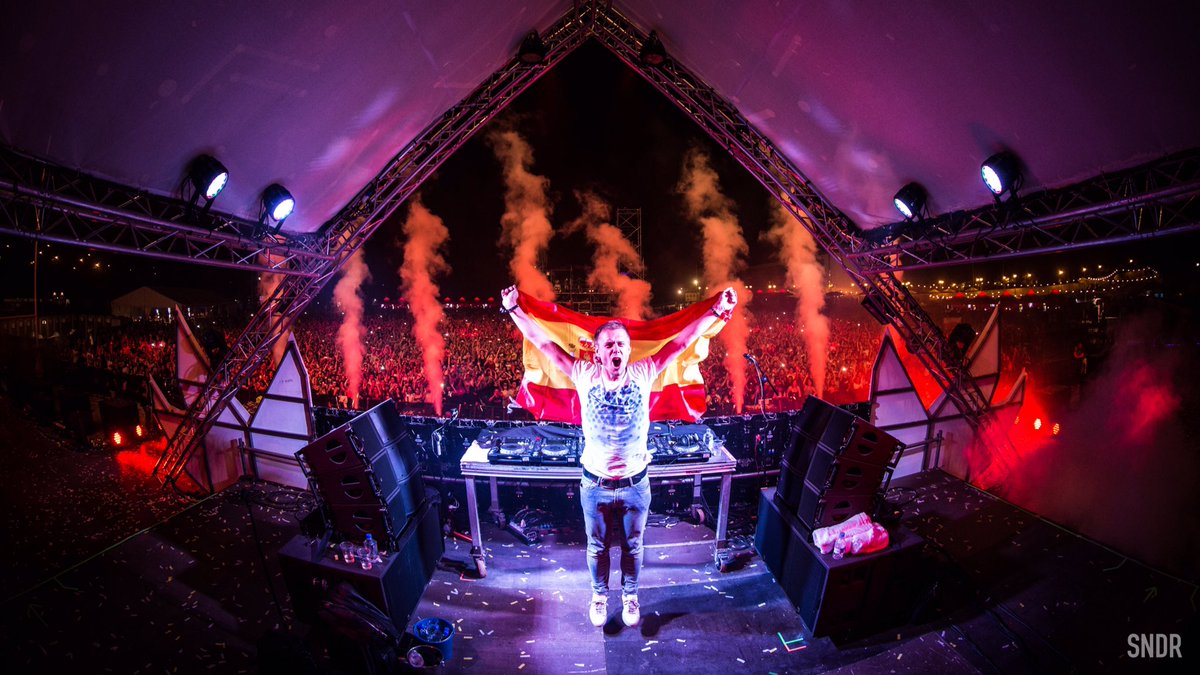 Armin van Buuren tweet media
