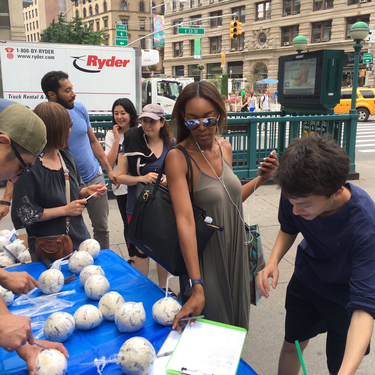 NikolausEichman's tweet photo. The verdict is in. New York loves Nu Coco! https://t.co/7c58OSyrCi