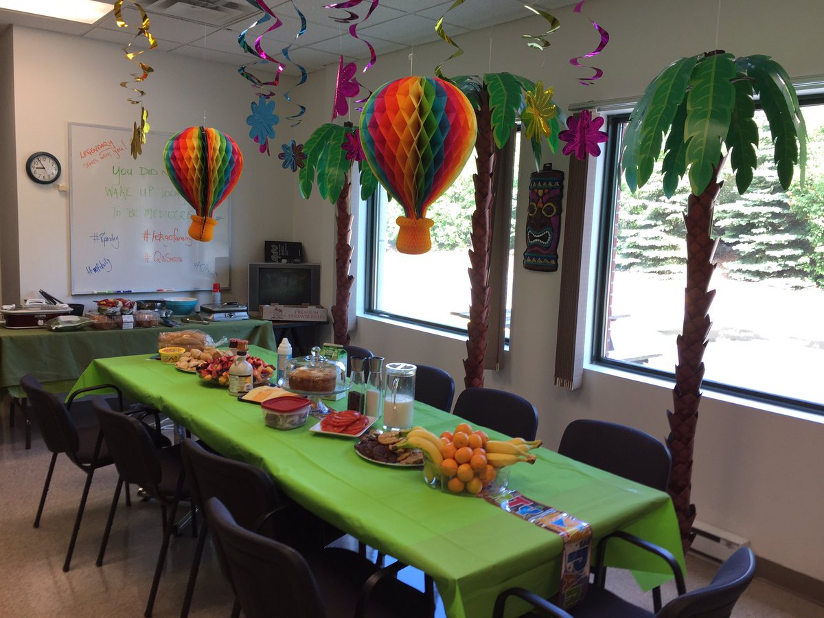 Celebrating our fantastic team! #employeeappreciationweek #TDFarmboy @JaneD_TD <a href="/nancymacphee_td/">Nancy MacPhee</a>