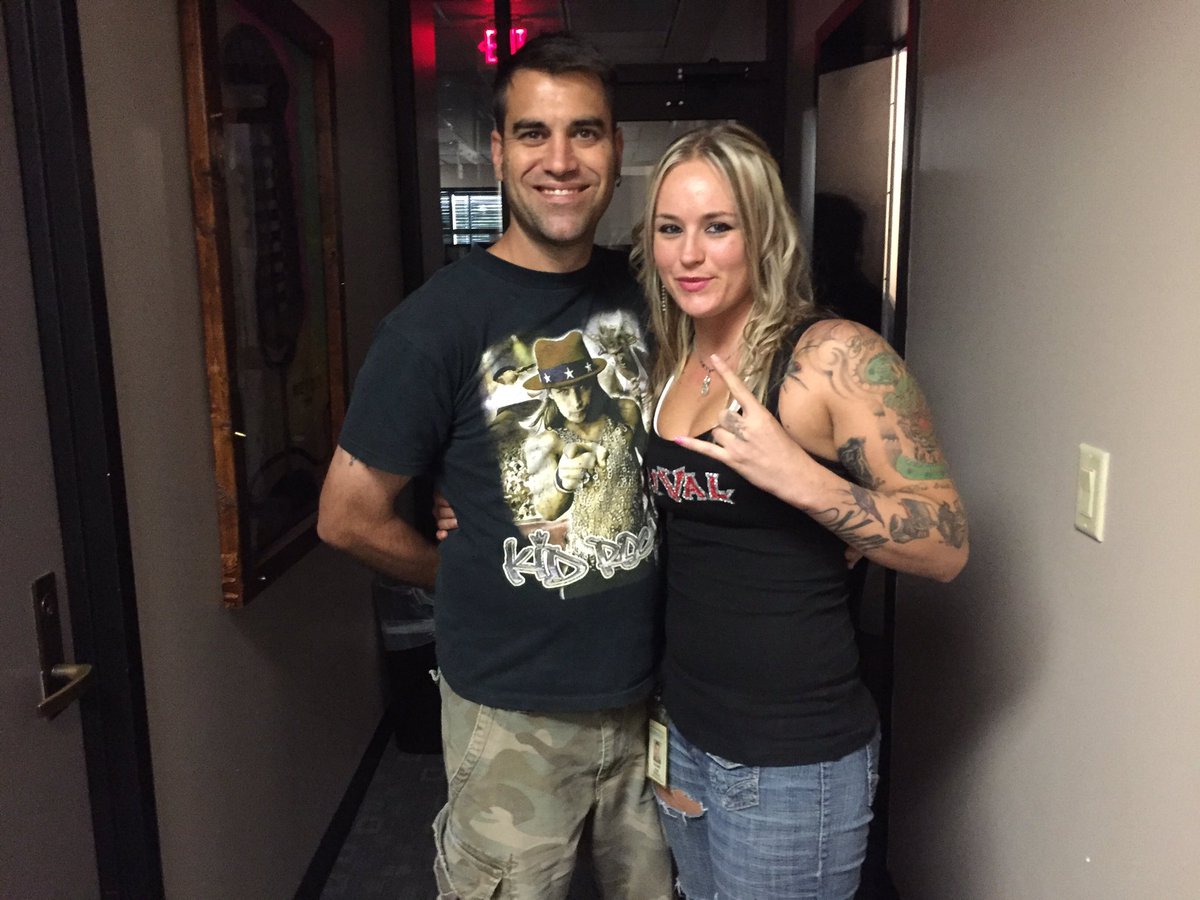 EricC1025's tweet photo. @TheSoulbrother Great Saturday on @ACatNamedMo show https://t.co/Y4wvxt3BIh