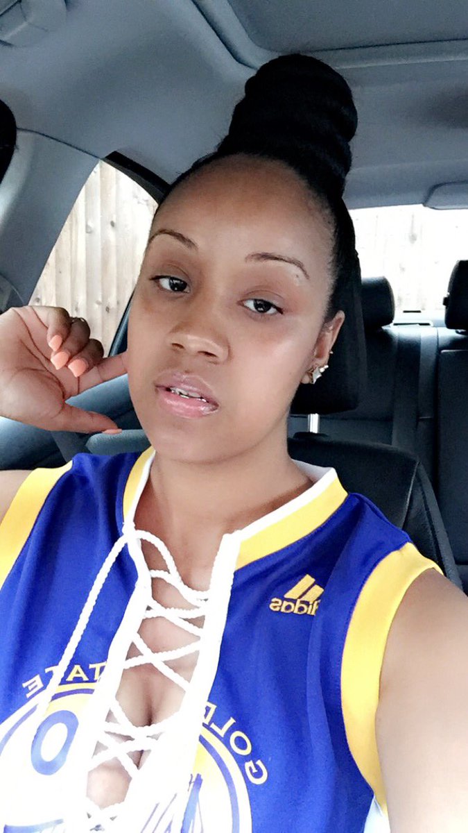 chellmeka's tweet photo. Guess I had on the right jersey last night 🙂 They won 😅😎 https://t.co/9Xo5TyROah
