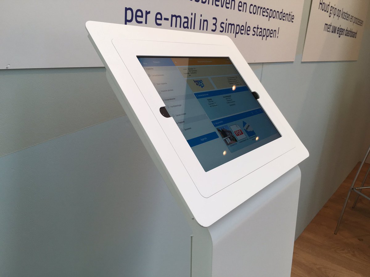 tabletpro_nl's tweet photo. Nieuwe Tabdoq iPad Pro zuil op de Provada in de RAI Amsterdam. https://t.co/g0ax4cThuF https://t.co/S6l4sqHJGF