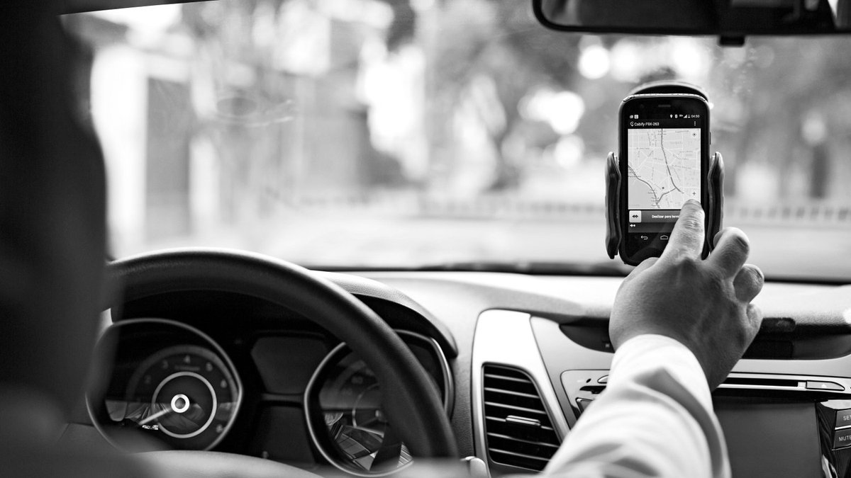 giz_brasil's tweet photo. Quanto custa o Cabify, concorrente do Uber em São Paulo sem tarifa dinâmica: https://t.co/zYwh48kVCP https://t.co/2rrGvon7C1