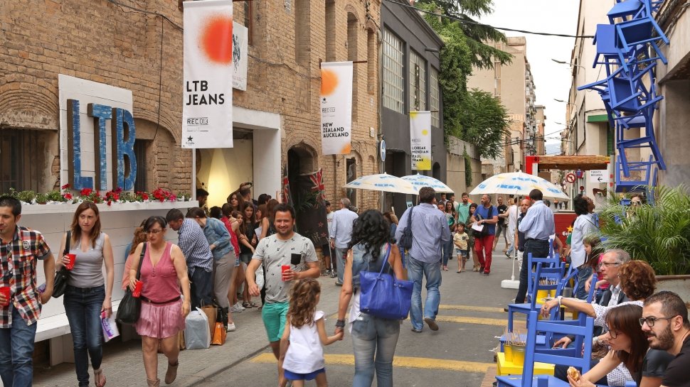 anoiadiari's tweet photo. El #Rec013 es tanca a l'alça i amb un 80% de visitants de fora d'Igualada @recstores https://t.co/OKOIwJdcE7 https://t.co/LUYH8qj0S8