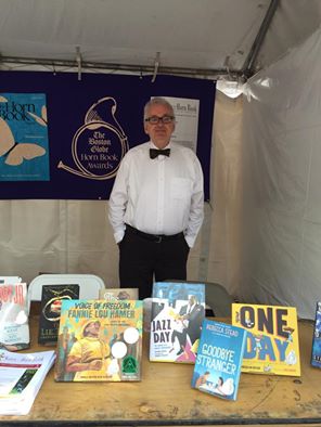 HornBook's tweet photo. We had a great time at @HubbubFest! @RogerReads w/ #BGHB16 winners - check 'em out! https://t.co/VQzcS56Cg5 https://t.co/KuruJA5QQX