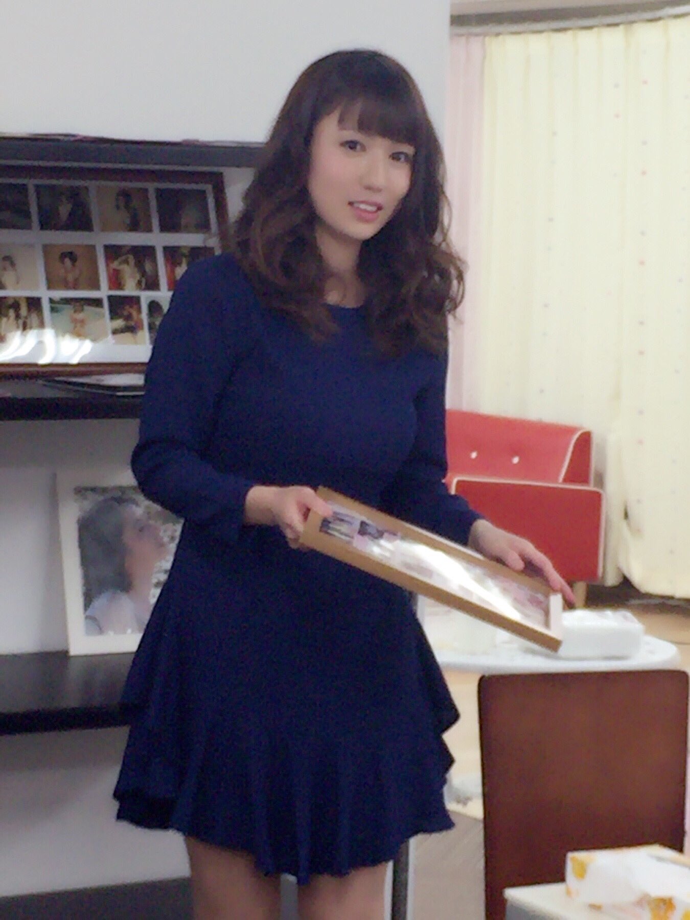 滝沢乃南 V Twitter オフ会での私 昔の写真を説明していますね 滝沢乃南 V Twitter オフ会での私 昔の写真を説明していますね