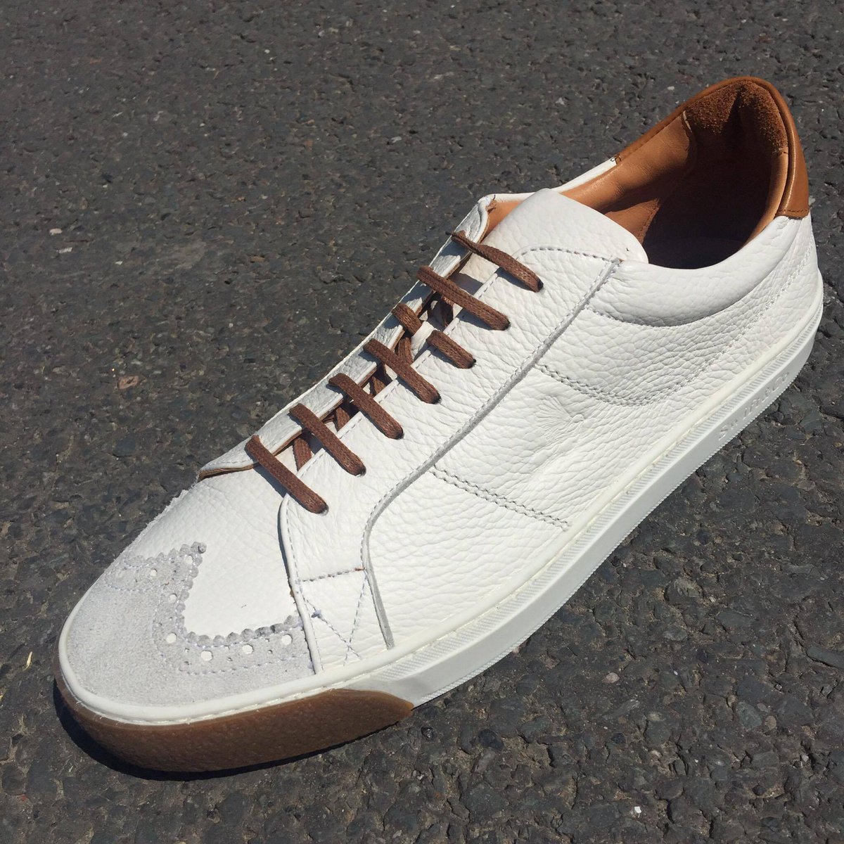 SwiftCoShoes's tweet photo. Perfect for todays weather #Summer #Shoes #Footwear #Fashion #SS16 https://t.co/GlA1sOhWq2