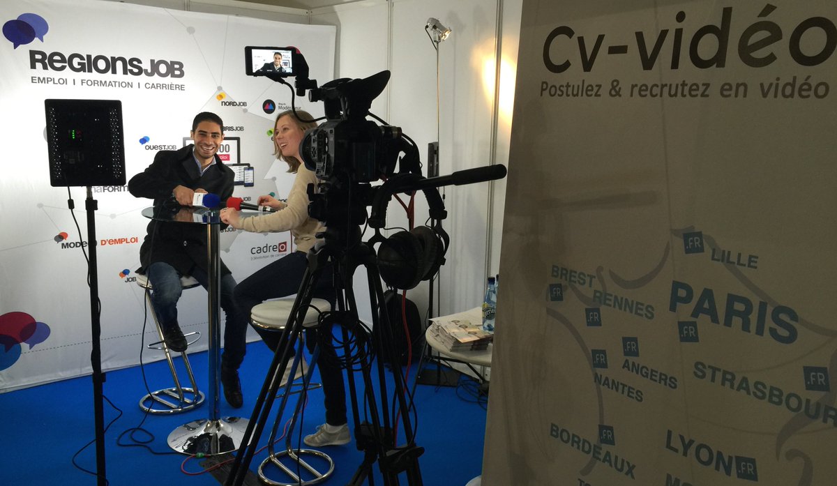 CV_VIDEO_FR's tweet photo. Ce week-end, @CV_VIDEO_FR était à Paris pour filmer les participants au @CDMGE avec @RegionsJob ! #CDMGE #tournage https://t.co/XQfcxNOzwM