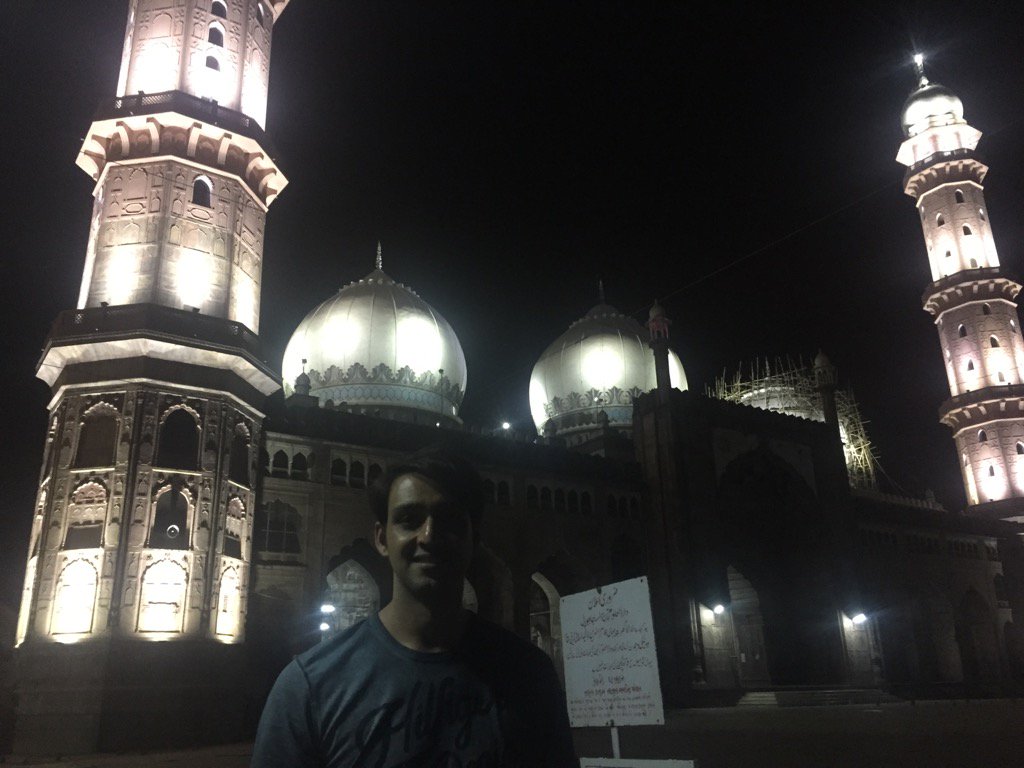 saurabhraajjain's tweet photo. Ramadan Mubarak to one and all around the world😊😊#peace #harmony #happiness https://t.co/b1pbOUG4fm