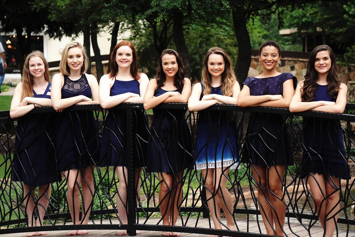 tallenettes's tweet photo. Introducing the 2016-2017 tallenette leadership team of officers, socials, Chaplain, and nutritionist!! https://t.co/wRGJCqxohs