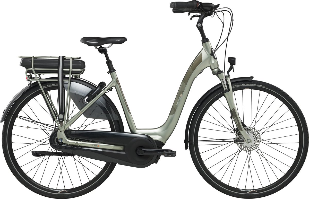 GiantBurgum's tweet photo. BTW? weg ermee!! Tijdelijk 21%korting op de Giant Elegance E+2!! @GiantBurgum #korting #actie https://t.co/kFIpt2THkn