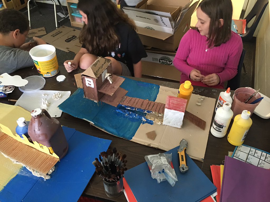 MisterCMaine's tweet photo. History squad building models for puppet show. #PBLChat #OOBSchools #EdChatME https://t.co/0FNYkZ9sPI