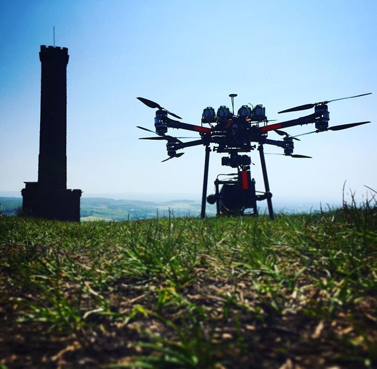 BryMackEnt's tweet photo. Aerial shoot for @StrawbLacesFilm complete. And that's a complete wrap! Well done team. #filmmaking #shortfilm https://t.co/sk7KtxpNlD