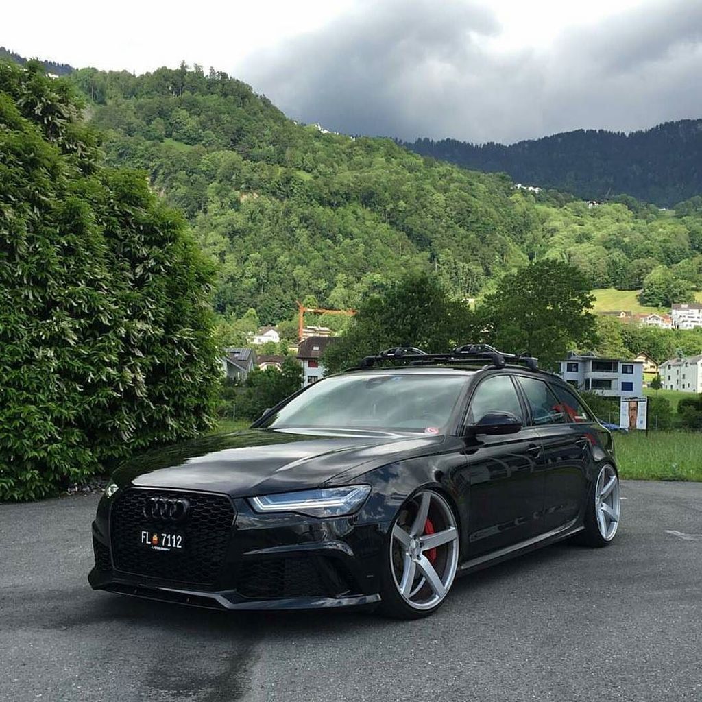 Camp_allroad's tweet photo. This #RS6 #Avant is wearing these Vossens oh so well | Share @vossen | #campallroad #Vosse… https://t.co/OlbEbOC1MB https://t.co/ERkGsOIe9C