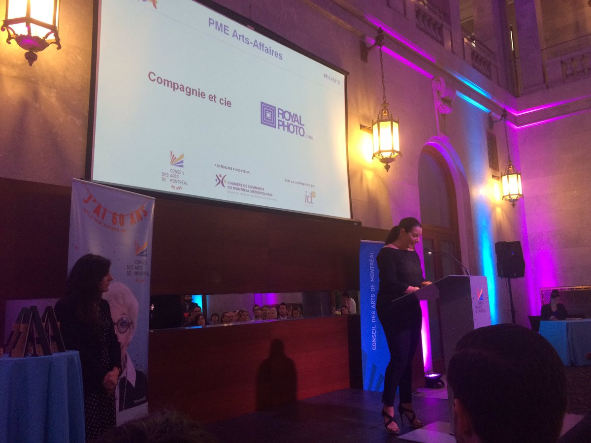Sevrinelabelle's tweet photo. Compagnie et cie, et Royal photo se partagent l'honneur aux #PAAM10. Bravo pour ce prix PME arts-affaires! https://t.co/hsMekUzNl0