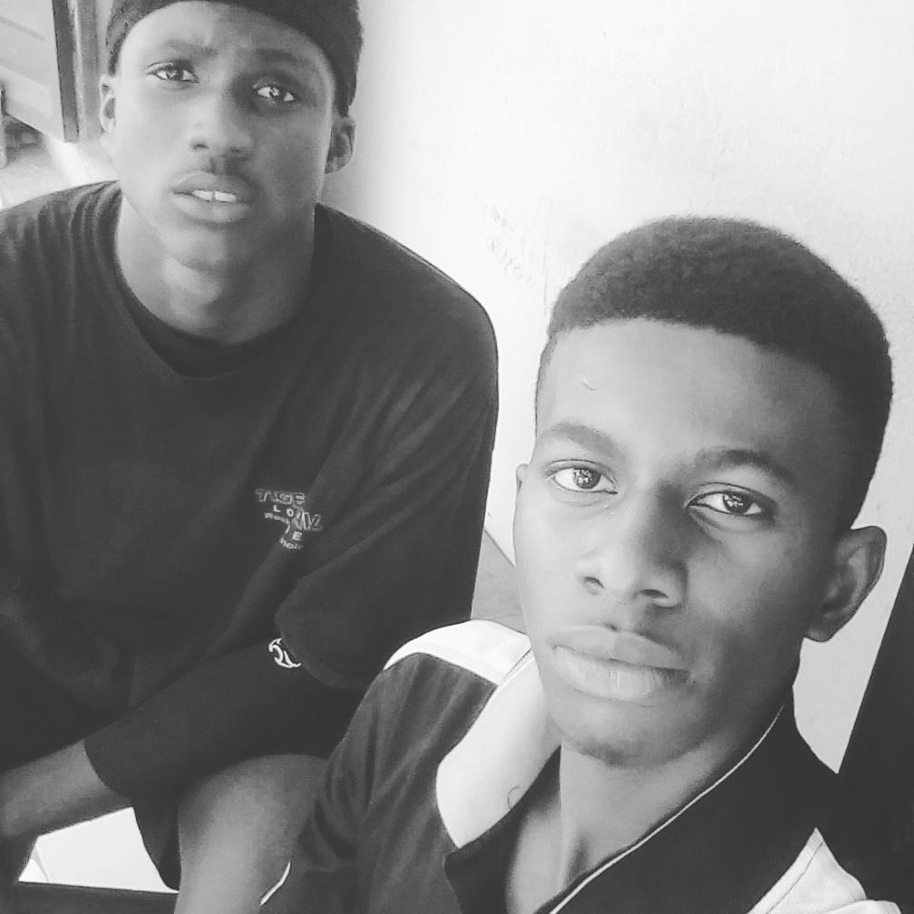 dozie4lif's tweet photo. #dope https://t.co/ebFkEma9j0