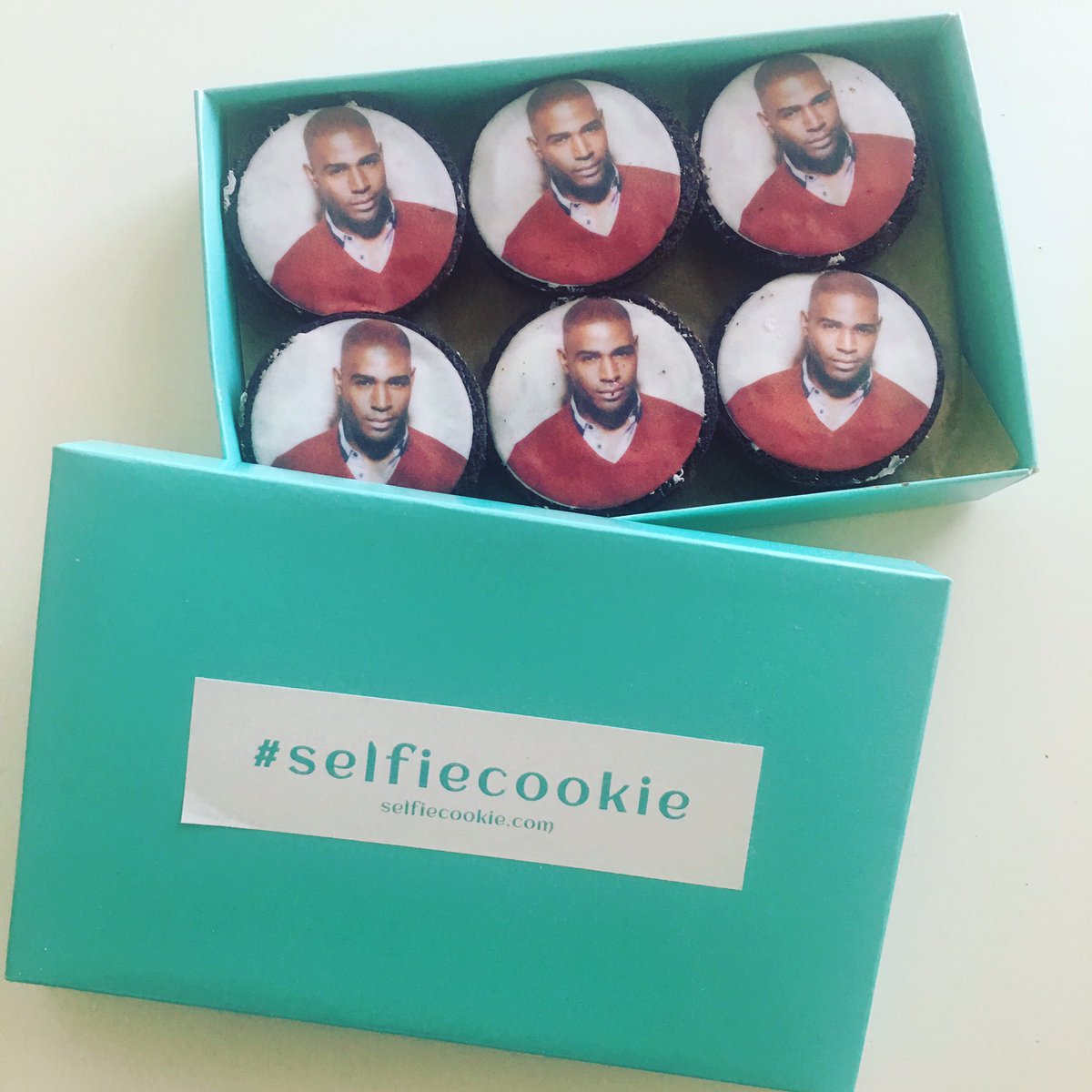Karamo's tweet photo. Want me in ur mouth? ππ Thank u @ronniekroell & @Selfiecookie 4 these treats. #EatUp #Delicious #FriendMovement https://t.co/3tzKLjo03a