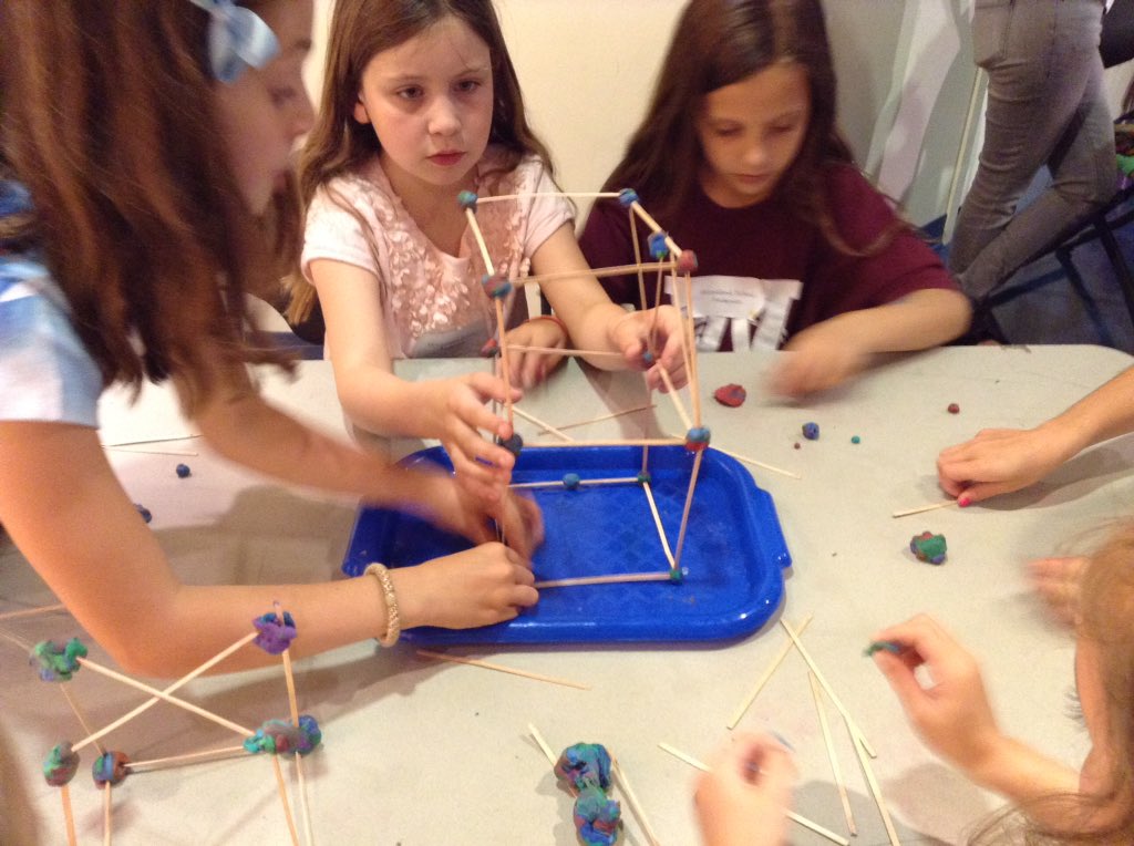 <a href="/WEEFC/">WEEFC</a> <a href="/WoodlandWPS/">Woodland</a> .  WS 2nd graders blending teamwork &amp; engineering skills