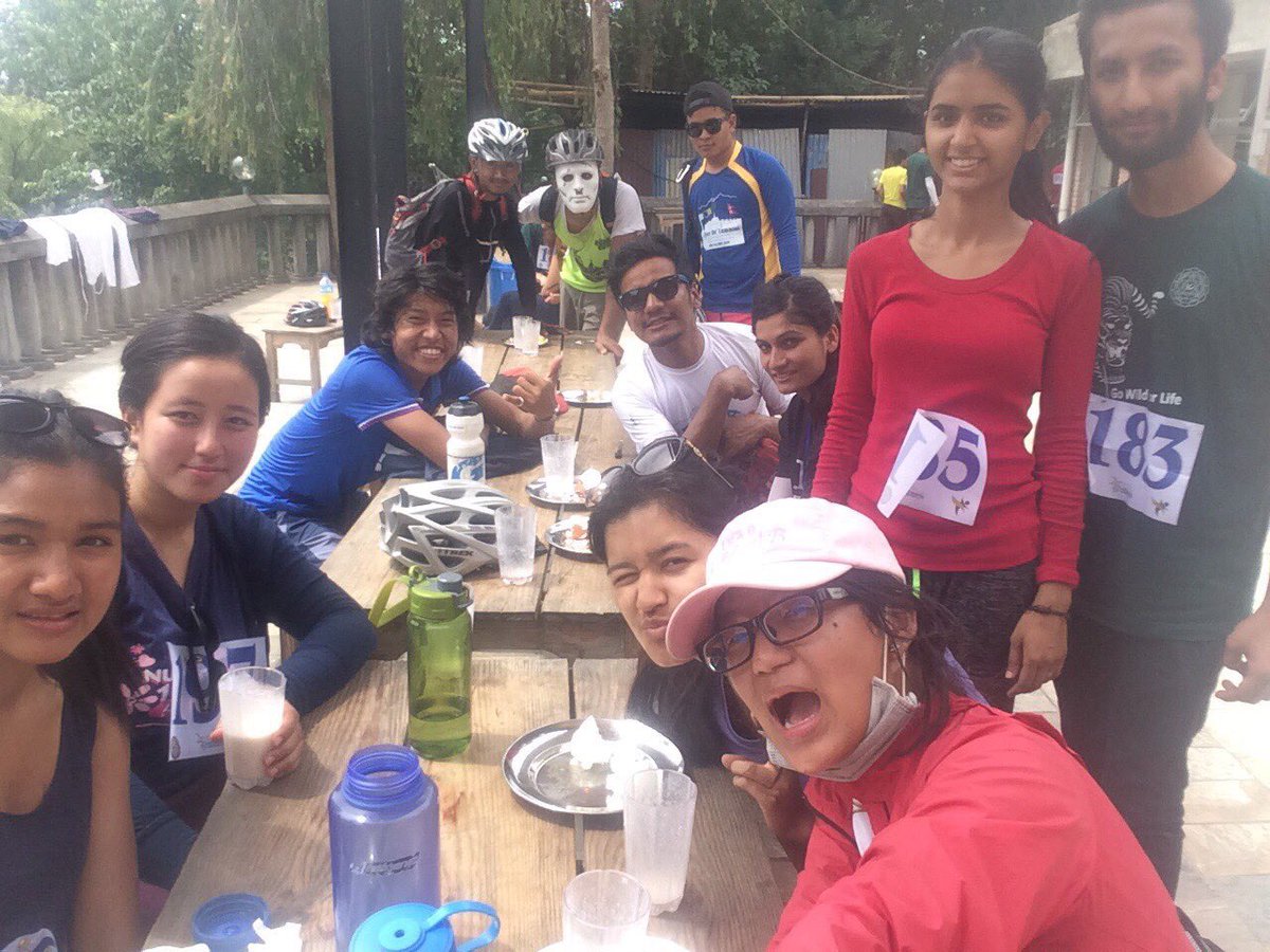 Santoshi23's tweet photo. Nothing to do??Grab some friends and cycle!!!🚵🚵You'll never regret🙂🙂 https://t.co/ASe6HSGA0a
