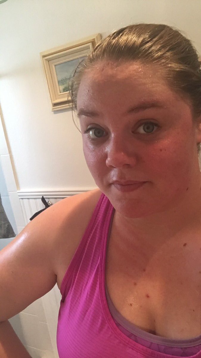 VLynPip's tweet photo. Got kicked hard in the abs and legs today. #FOCUST25 #FitGirlInTraining #SweatingForTheWedding https://t.co/JlOXVS3XYW