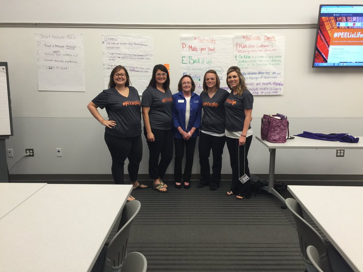 BrittanyNowell2's tweet photo. #esc11writes https://t.co/DYSk6eKL5K