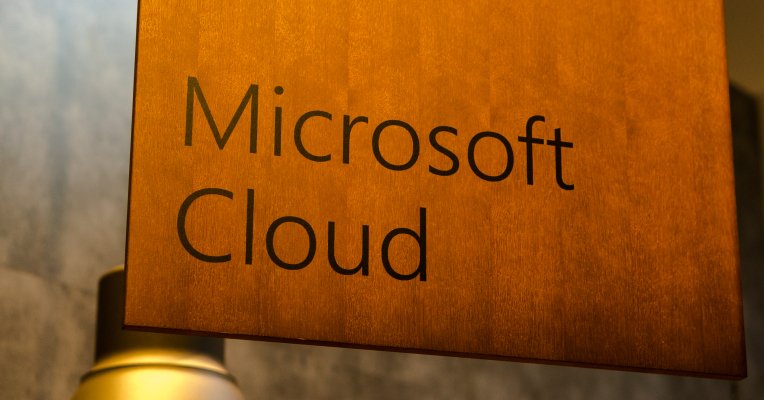 TheNewITNews's tweet image. #Microsoft bets on #Apache_#Spark to power its #big_data and analytics services dlvr.it/LVMQlt