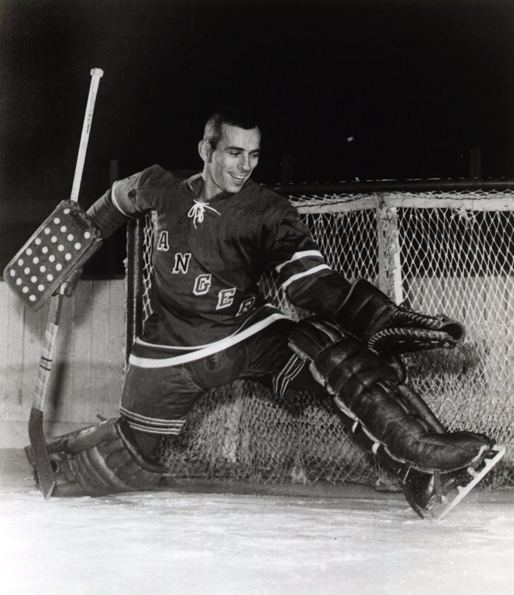 Wishing a Happy Birthday to #NYR legend Eddie Giacomin!! 1️⃣🎉