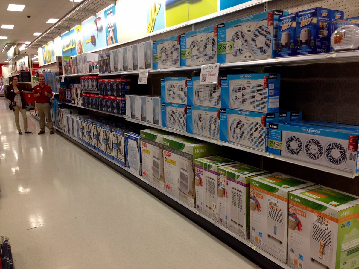 Nice and breezy at the #beach today! ☀️☀️💨💨#islandliving <a href="/GlenPackard/">Glen Packard</a> <a href="/triforceattack/">steve beck</a>