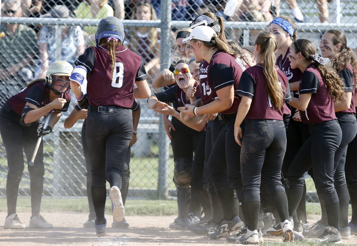 bufnewspreptalk's tweet photo. Nominee for Prep Talk Program of the Year: Orchard Park. Details: https://t.co/iPqEtQ6Whk https://t.co/vv9Zo8nPFK
