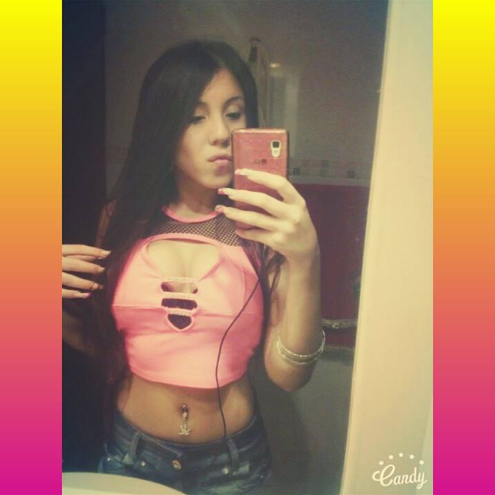 mariacorzo7's tweet photo. 💋✌ https://t.co/E2ZPVh4wIg