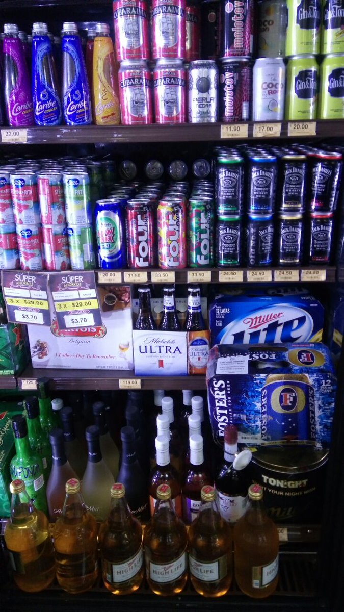 El texto de hoy es: #felizlunes #lune #fourloko #mexico #mx CDMX superamas parques polanco