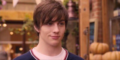 Ангус стринги и поцелуи взасос 2008. Ангус стринги и поцелуи. Ангус стринги и поцелуи взасос. Ангус стринги и поцелуи взасос 2008. Ангус стринги и поцелуи взасос.